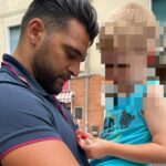 Bimbo di 6 anni vaga da solo in strada, badante denunciata