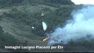 Vasto incendio boschivo sopra Vergato