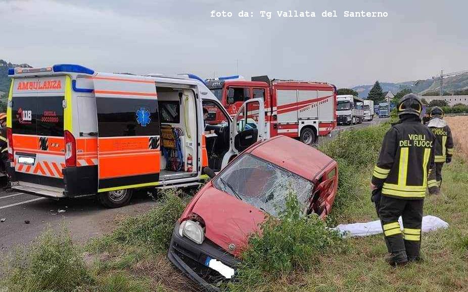 Schianto nell’Imolese, muore una ragazza di 27 anni