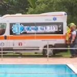 Malore in piscina: deceduta baby sitter, grave bimba di 2 anni