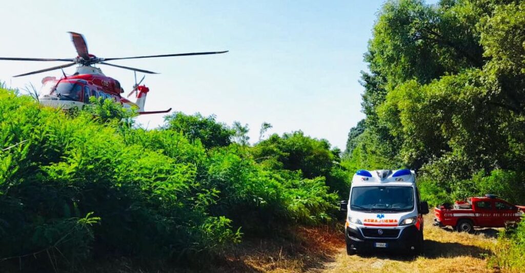 Donna scivola nel Reno, salvata da vigili del fuoco e carabinieri