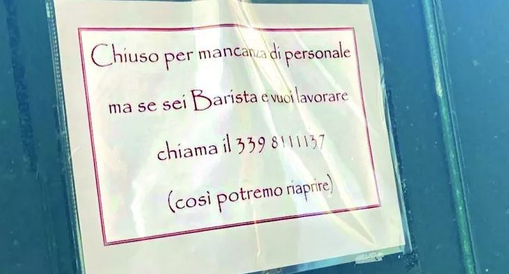 Bar di Piazza Aldrovandi chiude per mancanza di personale