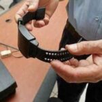 Sotto casa della ex nonostante il divieto, il braccialetto elettronico lo incastra