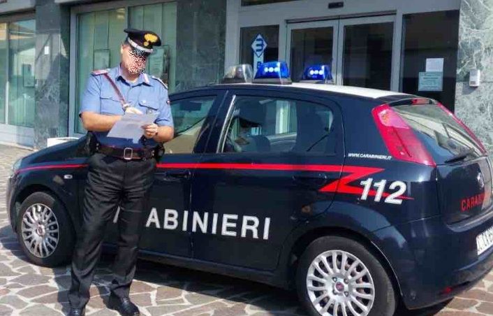 Truffa da 8.000 € in una banca di Ozzano, denunciato un ventenne