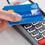 Perde la carta di credito, in tre tentano di usarla ma vengono smascherati