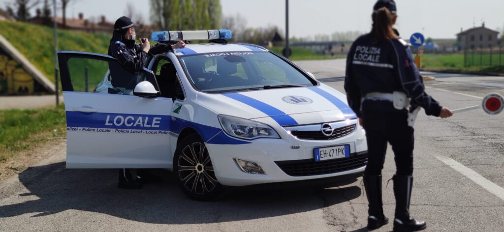 Per evitare il pignoramento, immatricola l’auto nel Principato di Monaco: multata