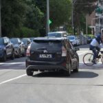 Auto investe 13enne sulle strisce pedonali, il ragazzino è grave