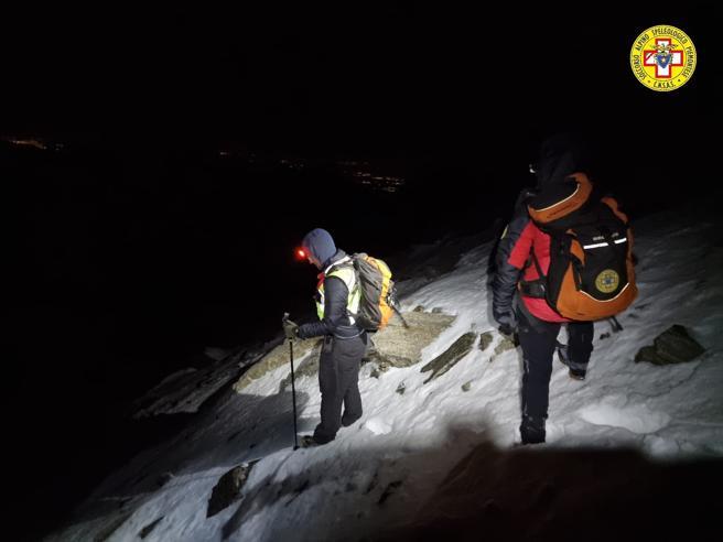 Valle Soana, alpinista bolognese scivola in un canalone e muore