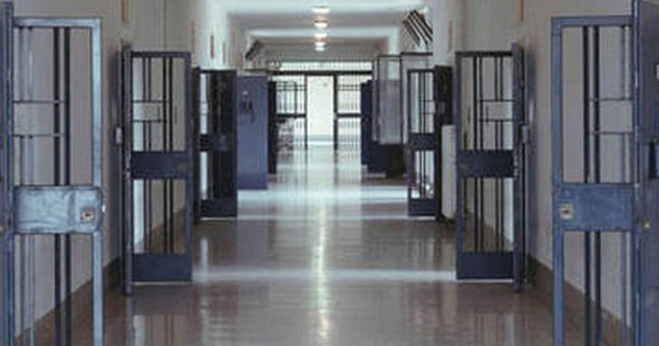 Detenuto in semilibertà non rientra nel carcere di Bologna