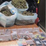 In casa 4 kg di droga: arrestati due fratelli di 15 e 17 anni