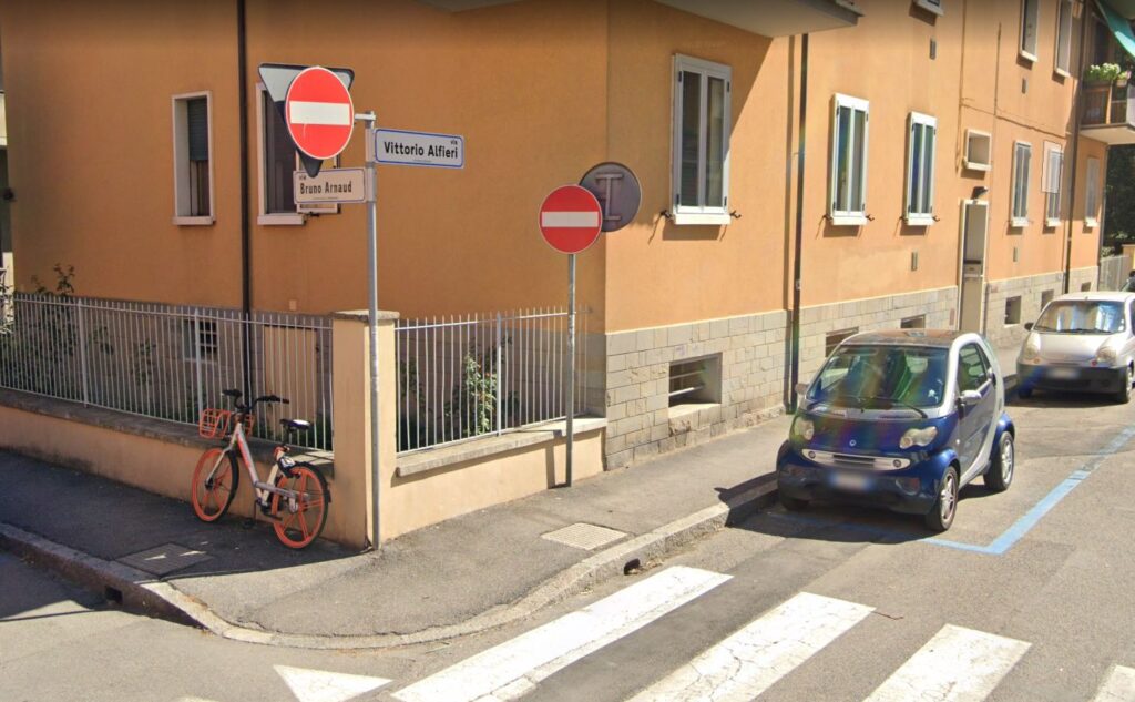 Bambino di 11 anni rapinato dello smartphone