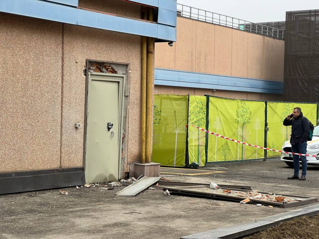 Assalto al CentroLame, fatto saltare il caveau