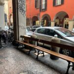 Clochard muore per strada a Bologna