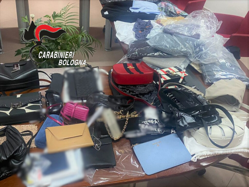 Operaia ‘infedele’ rubava in azienda per rivendere la merce