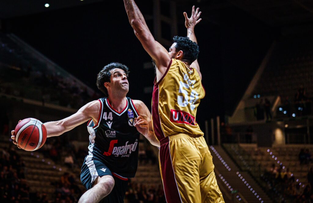 La Virtus passa su Venezia 82-68 e va in semifinale di Coppa Italia