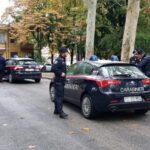 Offrono droga a un carabiniere: “Fra, ti serve qualcosa?”