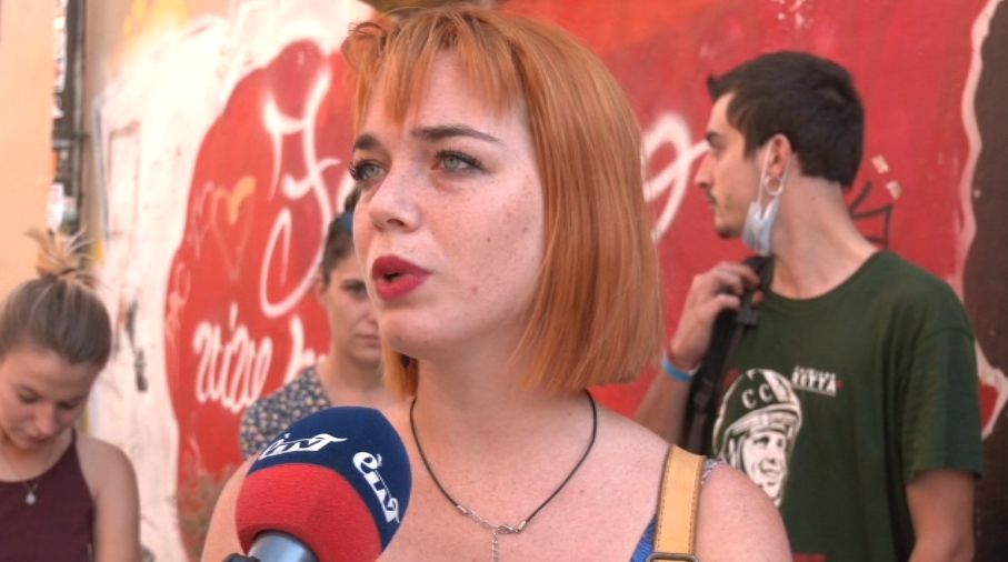 Marta Collot identificata in un locale in Bolognina: per lei “è intimidazione”