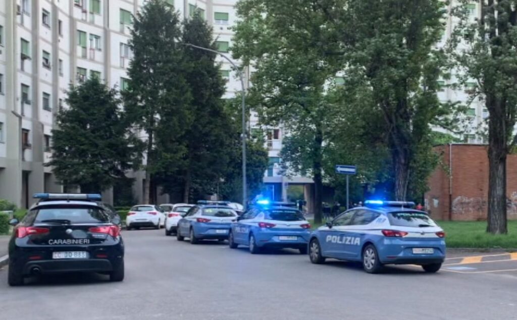 Controlli interforze al Pilastro: 119 persone identificate in un giorno