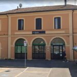 Vandalismi alla stazione di Budrio, denunciati 5 ragazzini