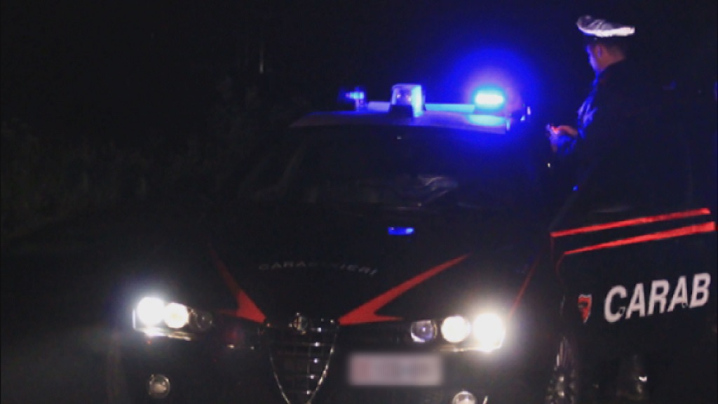 Rubano tre biciclette, un bolognese li vede e li fa arrestare