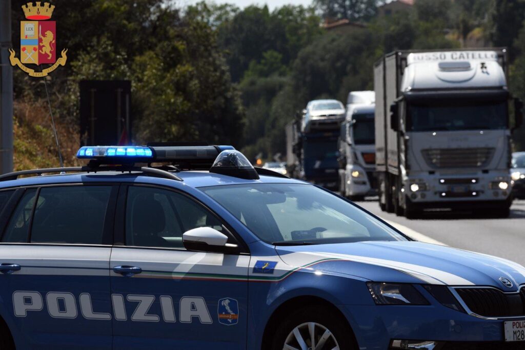 Guida ubriaco, camionista denunciato