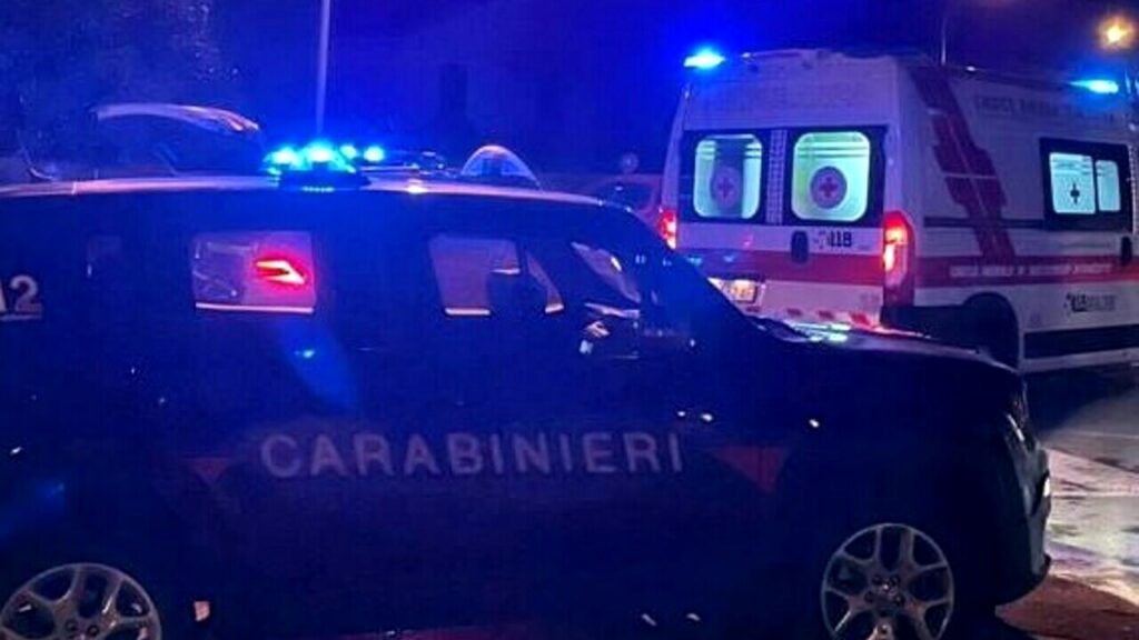 Rissa davanti a discoteca, due accoltellati