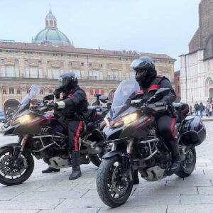 Viola il divieto di avvicinamento alla mamma per due volte in un mese, arrestato