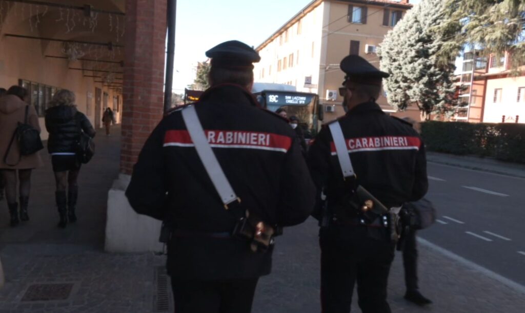 Slot accese fuori orario: due locali multati a San Lazzaro