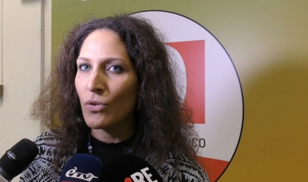 15 enne violentata, la replica del PD