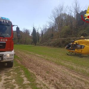 Pescatore cade nel Santerno, ora in gravi condizioni