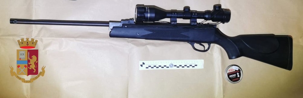 Spari sugli studenti rumorosi, individuato il responsabile