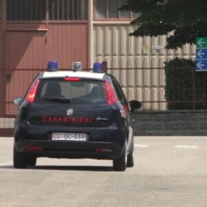 Maltratta la moglie per 17 anni, arrestato