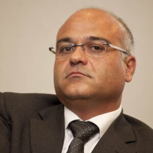 Bossoli davanti all’hotel di Bologna dove alloggiava Giuseppe Antoci