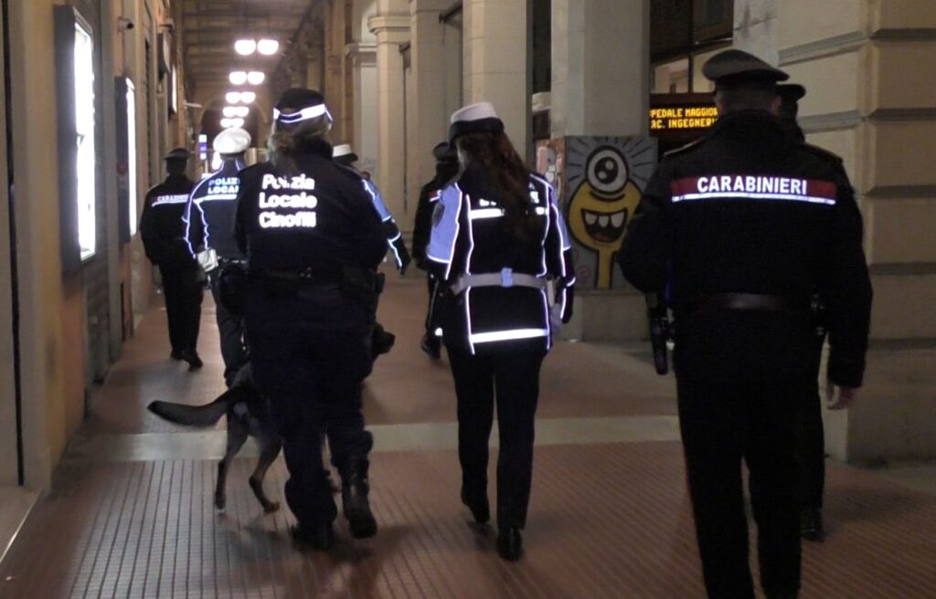 Droga e pregiudicati: licenza sospesa a una pizzeria in zona Navile