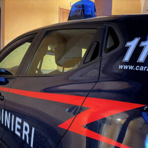 Minaccia di morte la compagna, scatta il divieto di avvicinamento