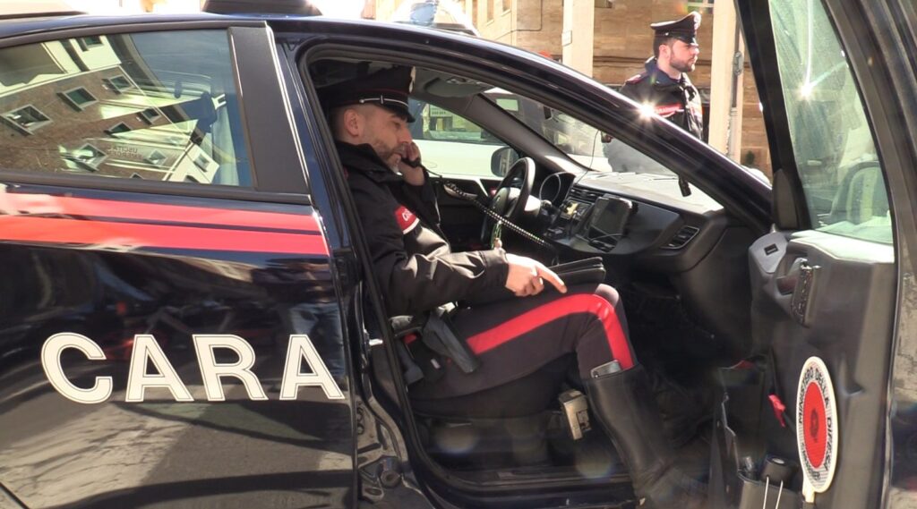 Minaccia la ex compagna: “Se non fai quello che ti dico, finisci in carrozzina”