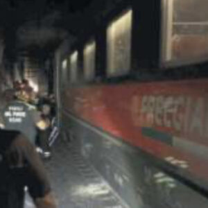 Tensione nella notte sull’Alta Velocità Bologna-Firenze  chiusa per ore. Si è temuto per un allarme bomba