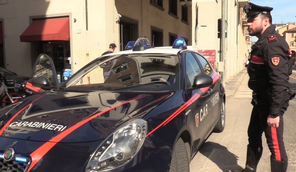 Minaccia l’ex moglie e i figli, scatta il divieto di avvicinamento