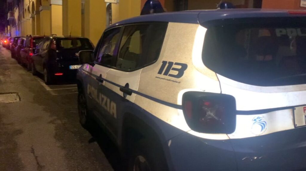 Tentano di rubare scooter, nei guai un 18enne e due minori