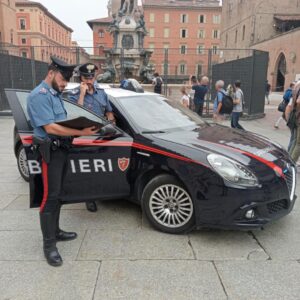 Bagnante ubriaco nella fontana del Nettuno