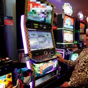 Il Tar dà ragione alla sala scommesse contestata in zona Savena