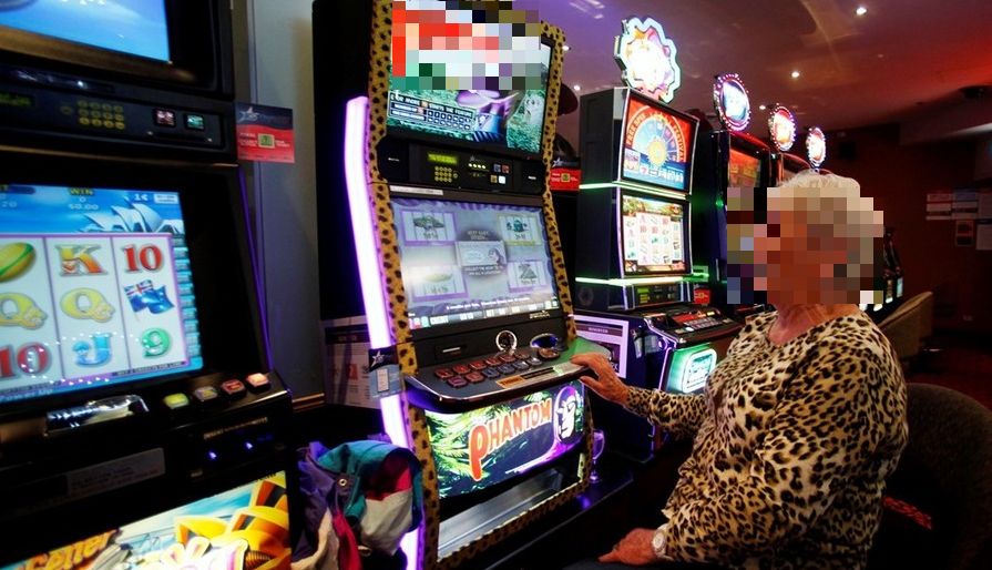 Il Tar dà ragione alla sala scommesse contestata in zona Savena