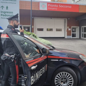 Picchia e minaccia di morte una dottoressa del Sant’Orsola, denunciato