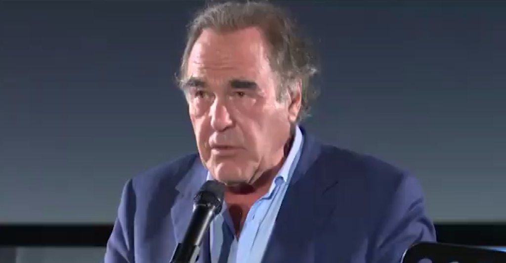 Oliver Stone a Bologna per presentare il suo “Nuclear Now”