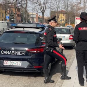 Perseguita l’ex fidanzato, donna di 31 anni arrestata