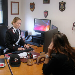 Truffatore cinese convince connazionale a investire in criptovalute