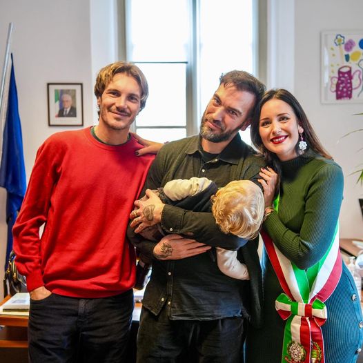 San Lazzaro di Savena, Conti trascrive nascita del figlio di una coppia gay