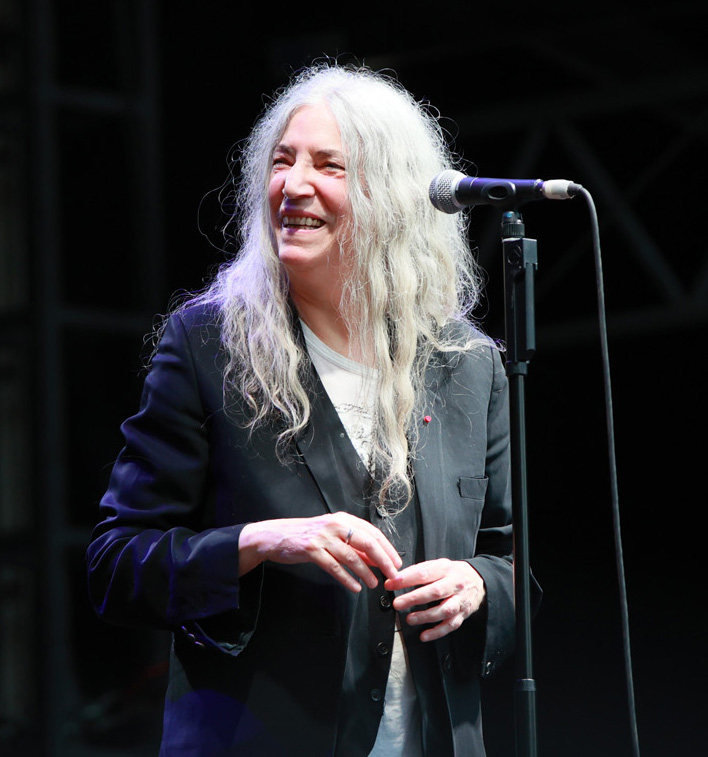 Malore per Patti Smith, annullato il concerto al Duse