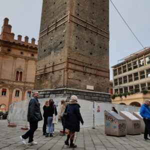 Cantiere Garisenda: atto II