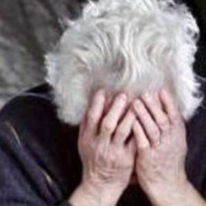 Il genero 57enne augura la morte alla suocera 86enne: allontanato da casa